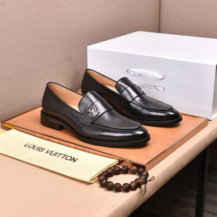 Picture of Louis Vuitton Shoes _SKULVsz38-44mnf021214106